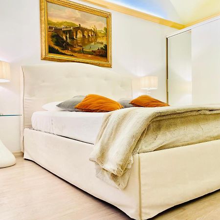 Colosseum-Apartments Рим Екстер'єр фото