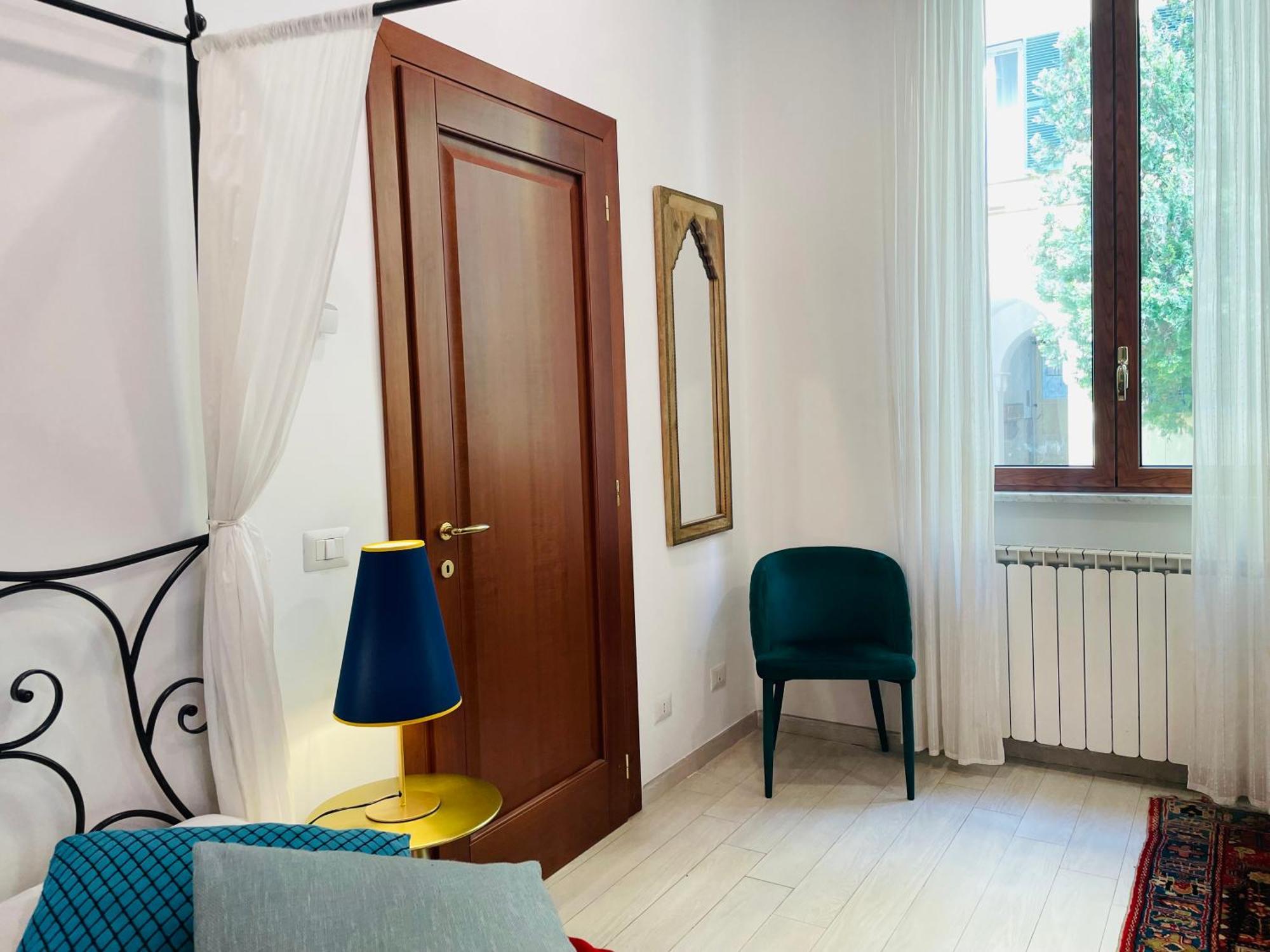 Colosseum-Apartments Рим Екстер'єр фото